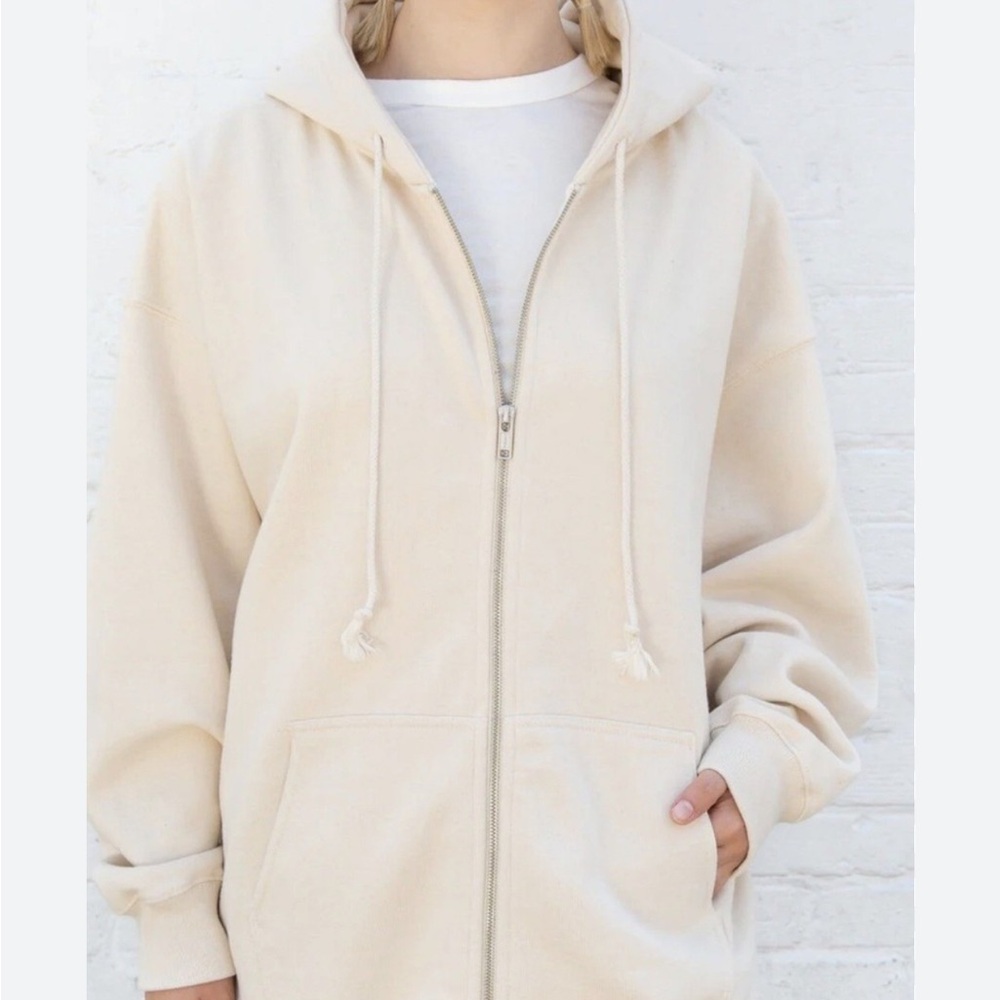 BRANDY MELVILLE CHRISTY Cream Zip-Up Hoodie